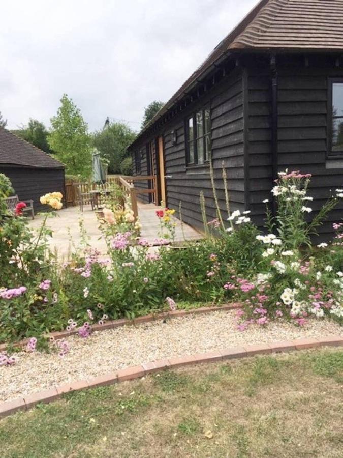 Orchard Cottage Canterbury Exterior photo